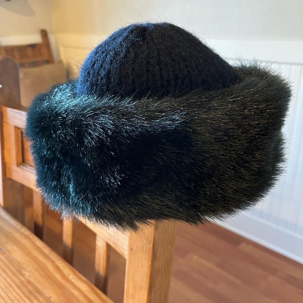 Aris Vintage Black Knit and Faux Fur Trimmed Hat/Cossack (Russian Style)